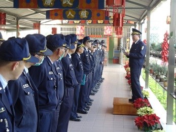 實施三班制勤務制度強化夜勤管理人員勤務.jpg