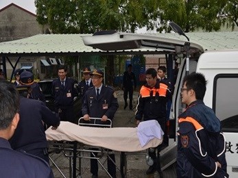 管理人員實施救護訓練.jpg