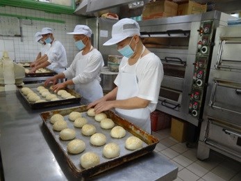 食品自營作業.jpg