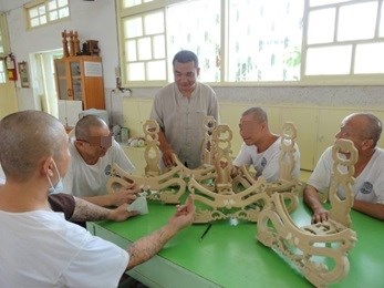 行銷及木工雕刻班.jpg
