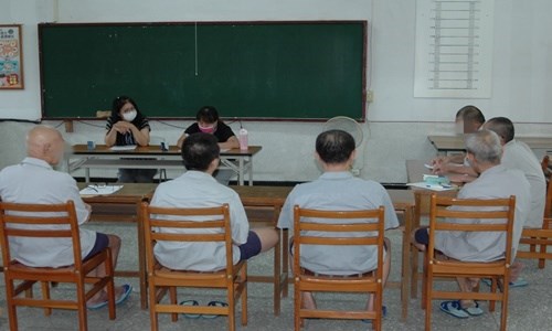 學員填寫「本利分析法-飲酒的好處與壞處」.jpg