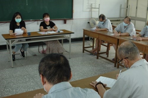 學員填寫「從小到大成長史」jpg