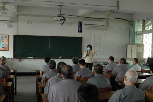 2更生保護會雲林分會李主任昭慧介紹更生保護服務事項.jpg