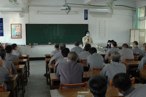 2更生保護會雲林分會李主任昭慧介紹更生保護服務事項.jpg