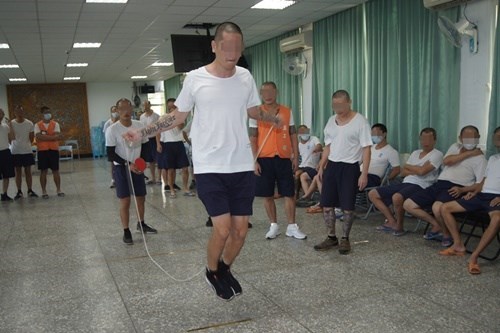 inmates children's game competition(JPG)