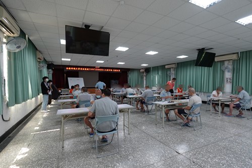 本次競賽氣氛熱烈，參賽者運籌帷幄，展現高度專注與韌性。